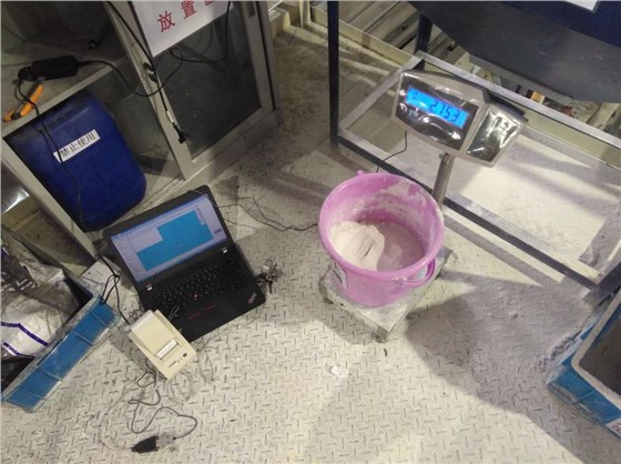 打印電子秤維修現(xiàn)場