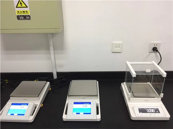 電子天平 電子天平