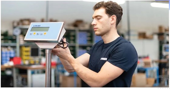 進(jìn)口狄納喬臺(tái)秤