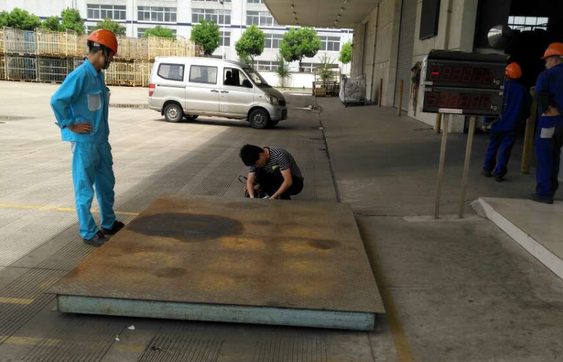 虎丘區(qū)60噸電子地磅維修