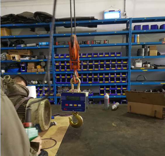 防爆吊秤現(xiàn)場測試