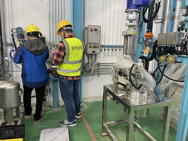 進(jìn)口工業(yè)秤調(diào)試現(xiàn)場--