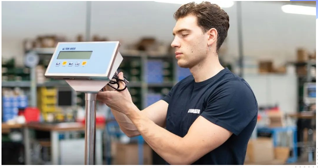 進(jìn)口狄納喬臺(tái)秤