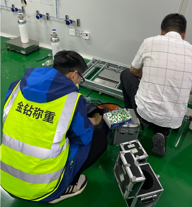 茵泰科進(jìn)口電子秤維?，F(xiàn)場(chǎng)1