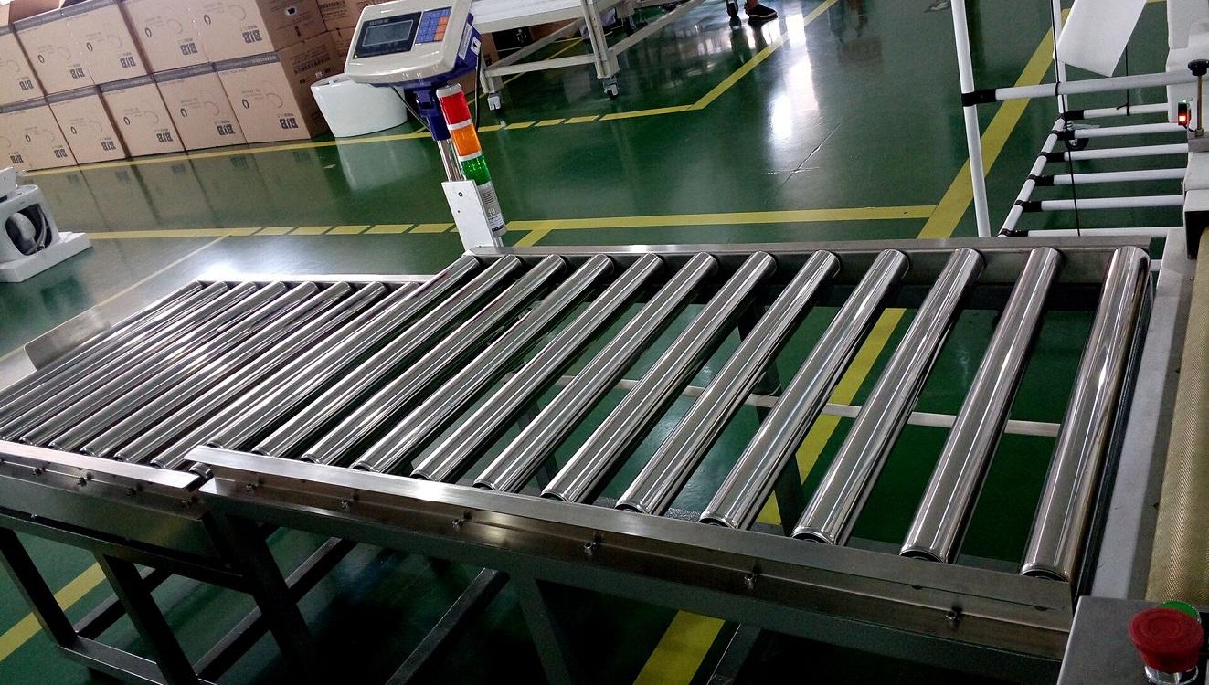 水平輸送滾筒檢重秤